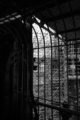 [2005-01-102-0281-bw]
