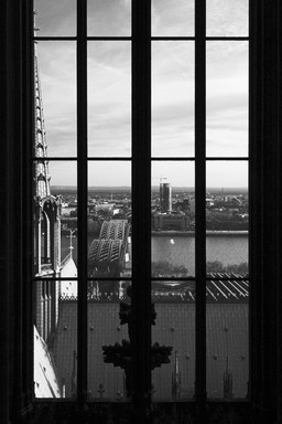 [2005-01-103-0303-bw]