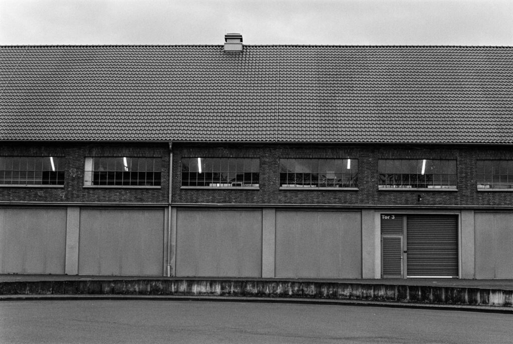 b&w, black and white, bw, cologne, dellbrück, film, fotografie, kodak, köln, photography, phototech, project, projekt, schwarzweiß, stadtbezirk 9 - mülheim, sw, tri-x 400