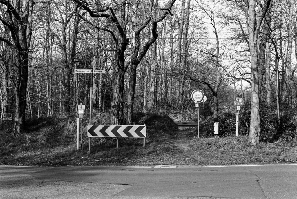 b&w, black and white, bw, cologne, dellbrück, film, fotografie, kodak, köln, photography, phototech, project, projekt, schwarzweiß, stadtbezirk 9 - mülheim, sw, tri-x 400