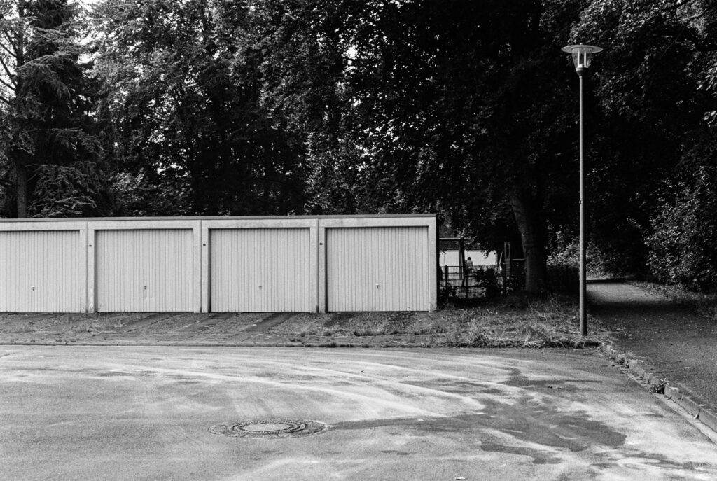 b&w, black and white, bw, cologne, dellbrück, film, fotografie, kodak, köln, photography, phototech, project, projekt, schwarzweiß, stadtbezirk 9 - mülheim, sw, tri-x 400