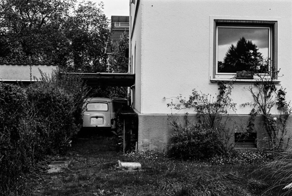 b&w, black and white, bw, cologne, dellbrück, film, fotografie, kodak, köln, photography, phototech, project, projekt, schwarzweiß, stadtbezirk 9 - mülheim, sw, tri-x 400